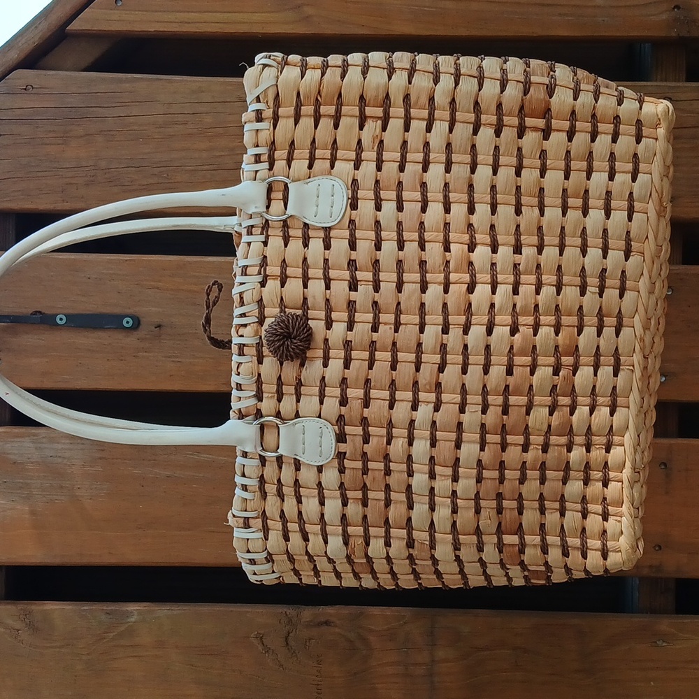Woman's summer Tote